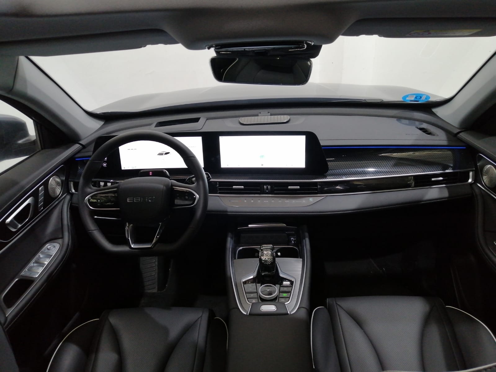 EBRO s700 S900 PHEV LUXURY