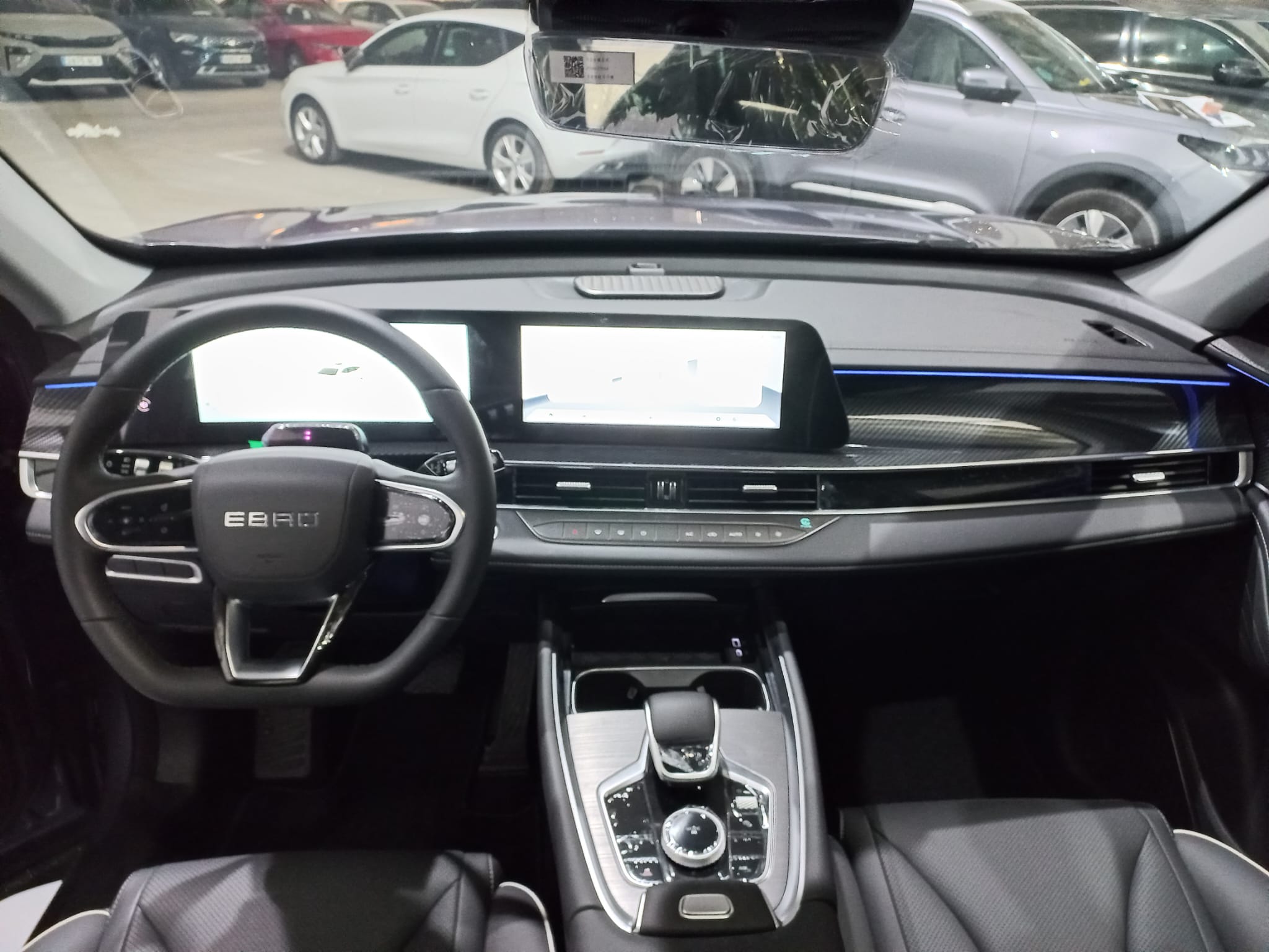 EBRO s700 S700 HEV Luxury